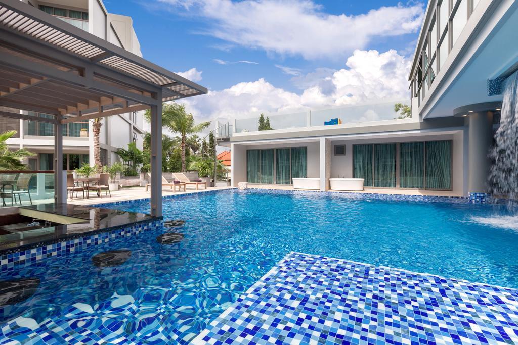 The Regent Phuket Bangtao Beach Pantai Bang Tao Bagian luar foto