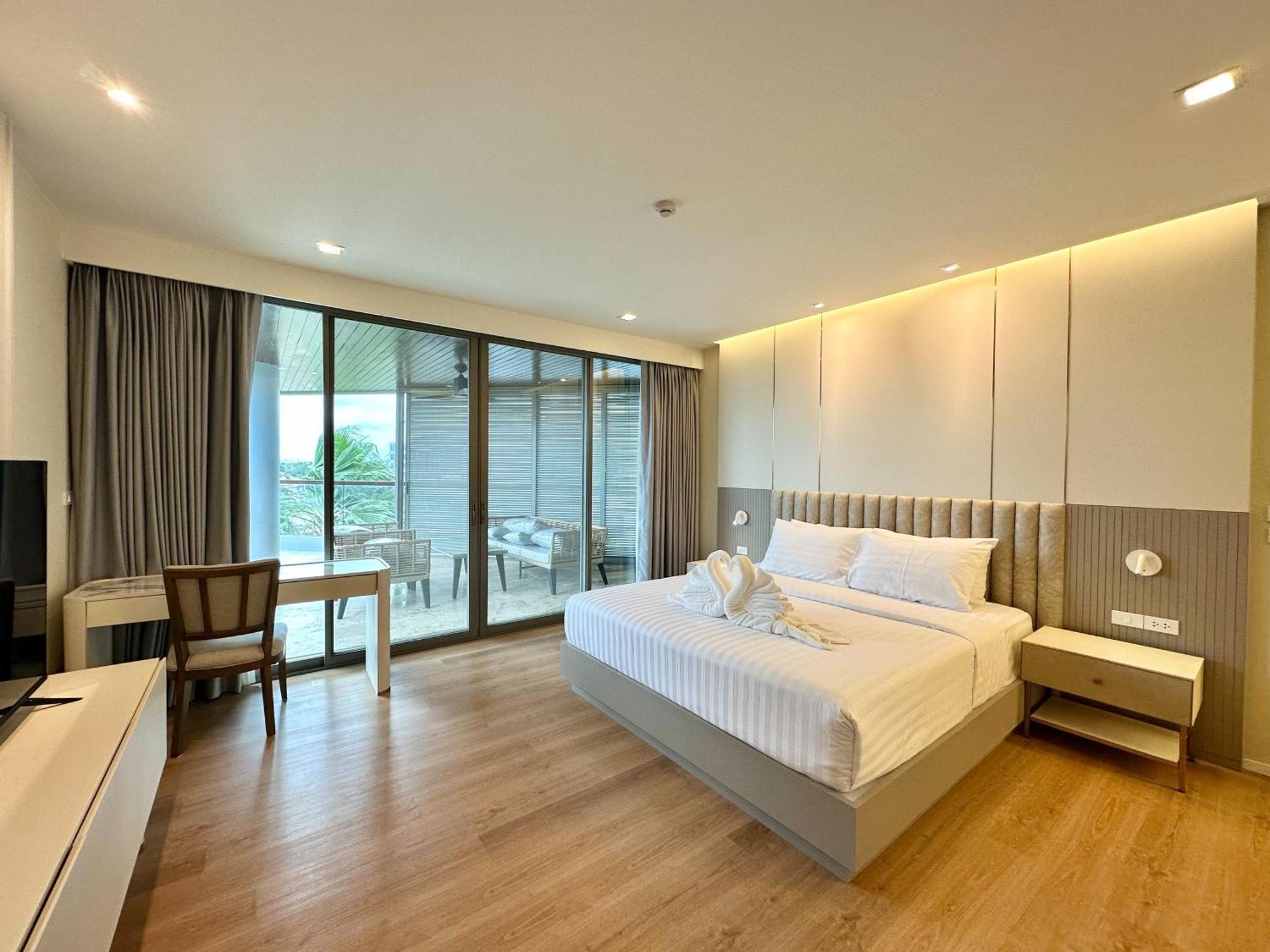 The Regent Phuket Bangtao Beach Pantai Bang Tao Bagian luar foto