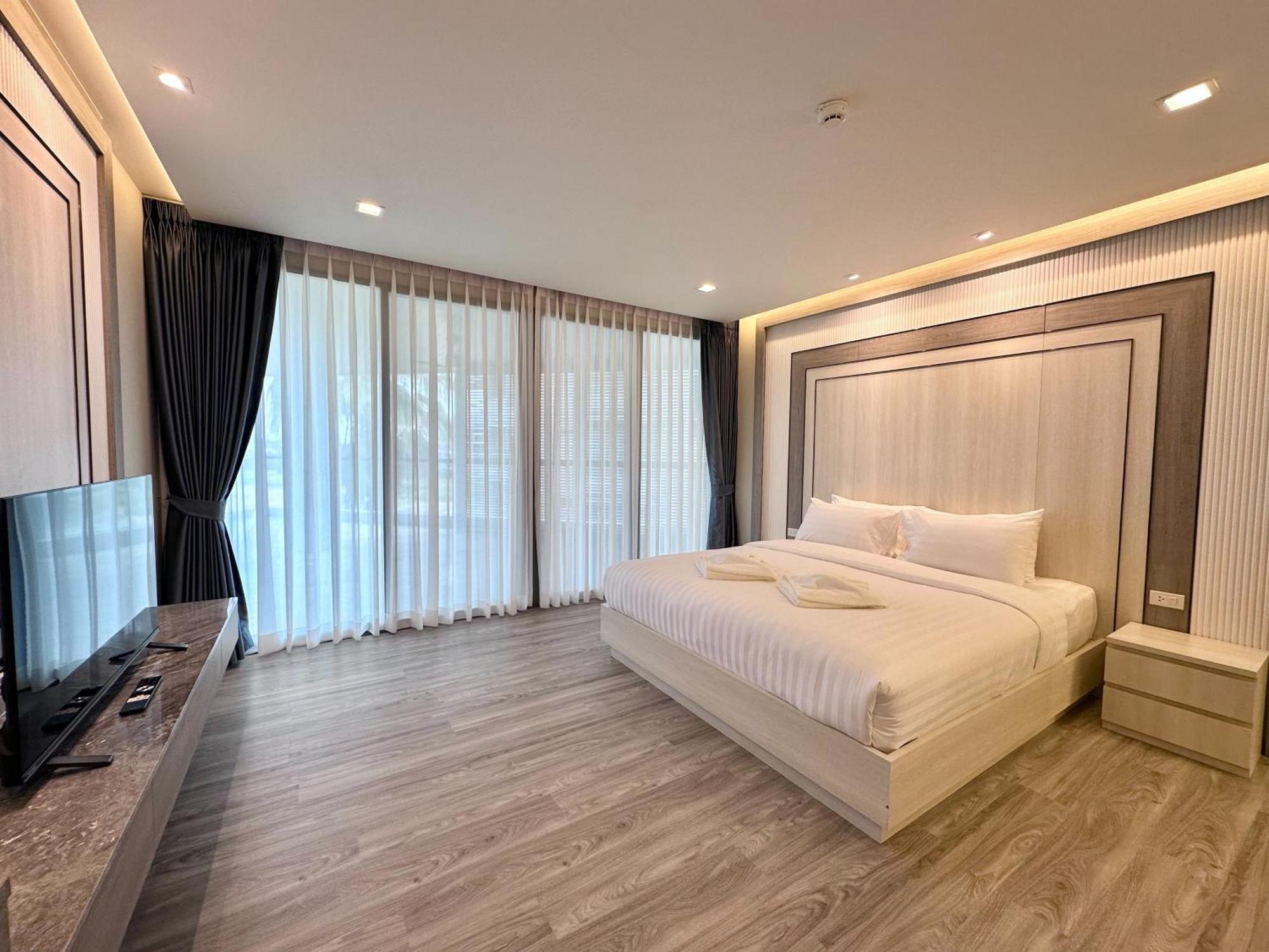 The Regent Phuket Bangtao Beach Pantai Bang Tao Bagian luar foto
