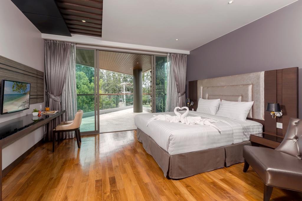 The Regent Phuket Bangtao Beach Pantai Bang Tao Bagian luar foto