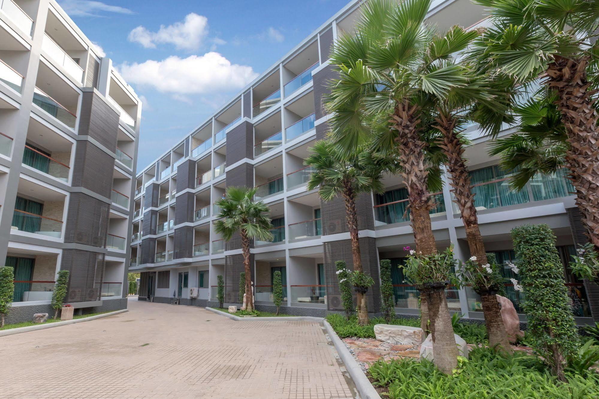 The Regent Phuket Bangtao Beach Pantai Bang Tao Bagian luar foto
