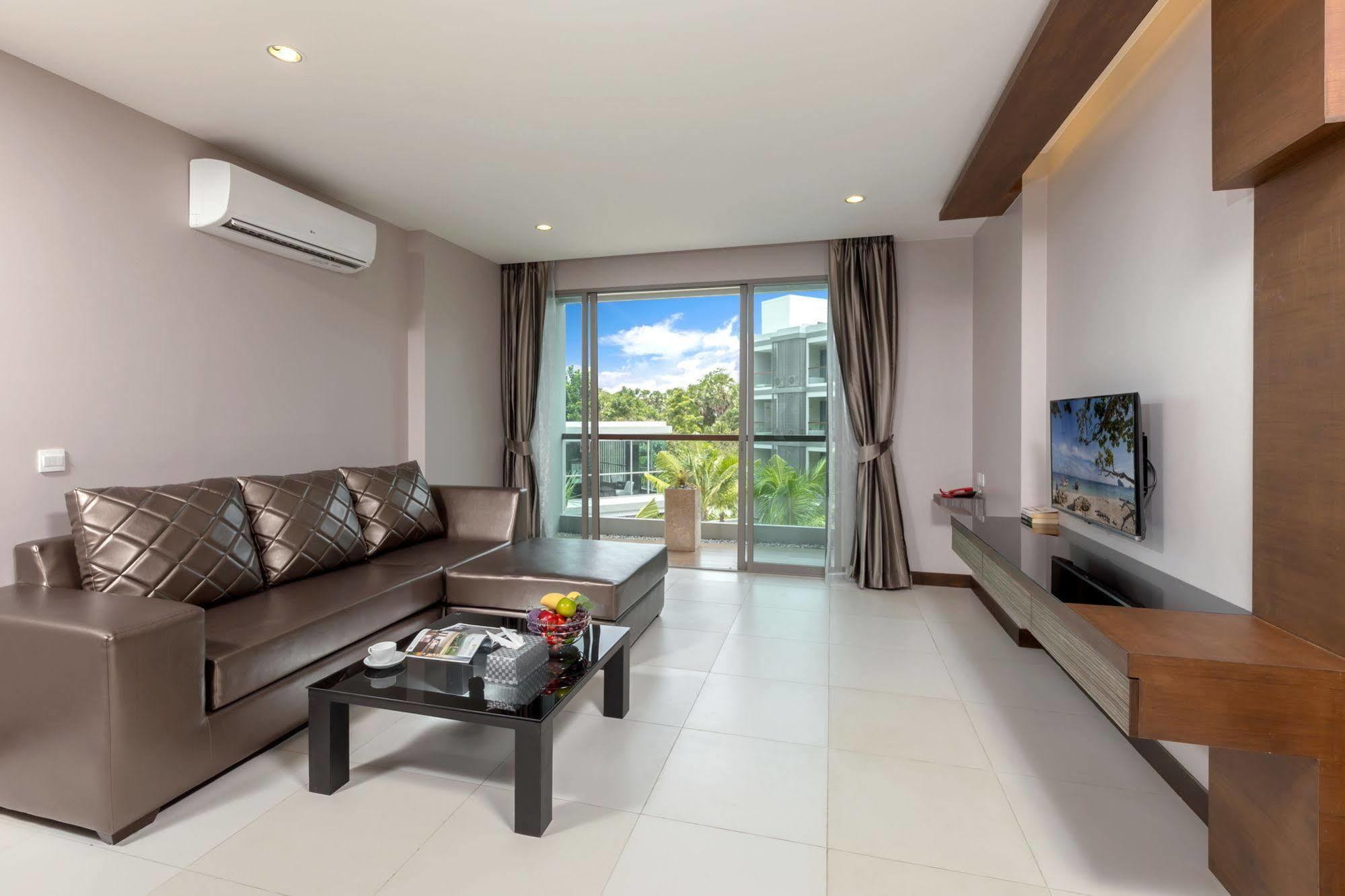 The Regent Phuket Bangtao Beach Pantai Bang Tao Bagian luar foto