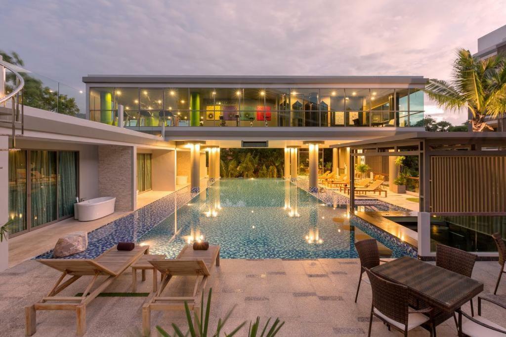 The Regent Phuket Bangtao Beach Pantai Bang Tao Bagian luar foto